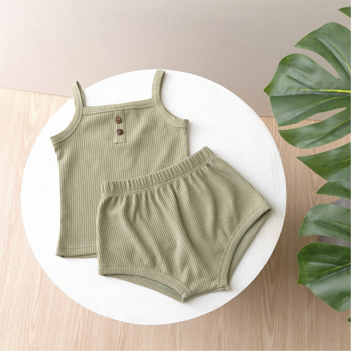 Girls’ Camisole and Shorts Set with Ribbed Knit Texture
