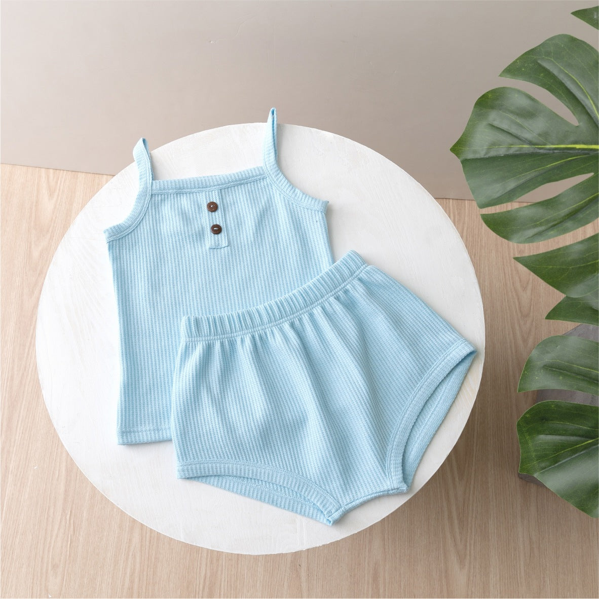 Girls’ Camisole and Shorts Set with Ribbed Knit Texture